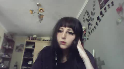 Snapshot of elaynetanton chatting on April 30, 2026, 12:11 pm Lia online show from April 30, 2026, 12:11 pm