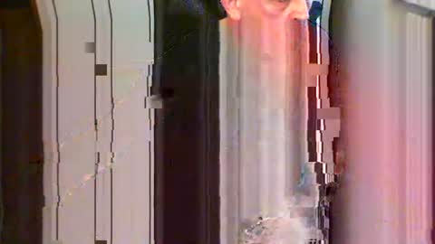 elbasca online show from November 16, 2025, 1:49 pm