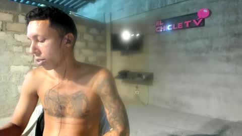 El CHICLE TV - SHOW online show from December 17, 2024, 5:51 am