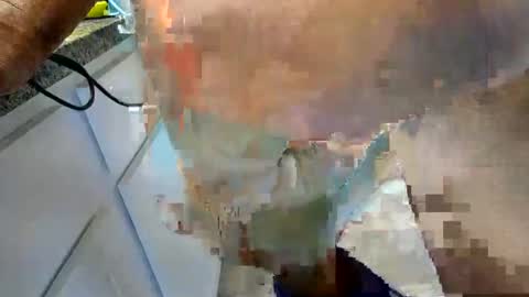 eldongue2024 online show from January 28, 2025, 6:39 pm