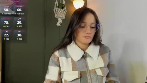 Snapshot of elecktra_sweet chatting on June 15, 2026, 12:51 pm Elecktra online show from June 15, 2026, 12:51 pm
