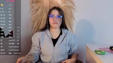 Snapshot of elecktra_sweet chatting on June 25, 2026, 8:46 pm Elecktra online show from June 25, 2026, 8:46 pm
