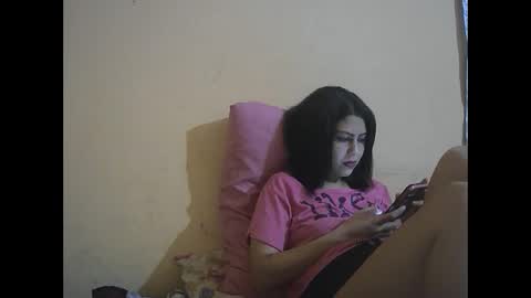 Isabella online show from October 9, 2025, 7:01 pm