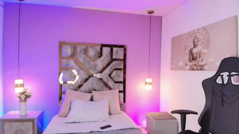 electra_gosselin online show from September 22, 2025, 12:07 pm