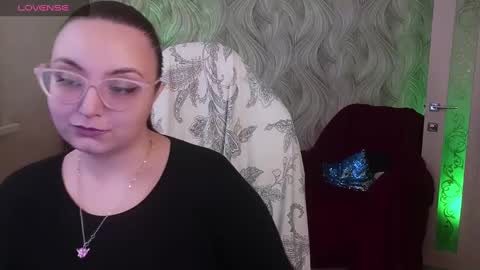 Snapshot of elegant_audacity chatting on December 3, 2024, 10:39 am Rachel online show from December 3, 2024, 10:39 am