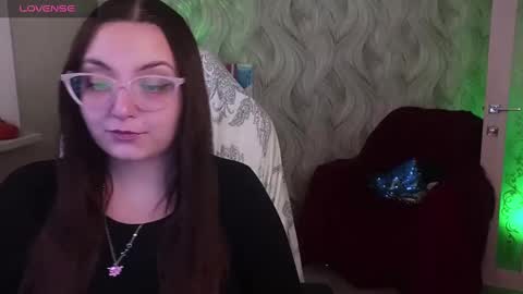 Snapshot of elegant_audacity chatting on December 3, 2024, 2:38 pm Rachel online show from December 3, 2024, 2:38 pm