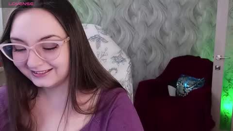 Snapshot of elegant_audacity chatting on December 14, 2024, 6:46 am Rachel online show from December 14, 2024, 6:46 am