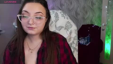 Snapshot of elegant_audacity chatting on December 26, 2024, 10:16 am Rachel online show from December 26, 2024, 10:16 am