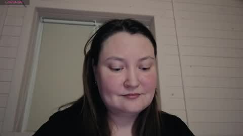 Snapshot of elegant_pleasure chatting on April 3, 2026, 8:40 pm elegant_pleasure online show from April 3, 2026, 8:40 pm