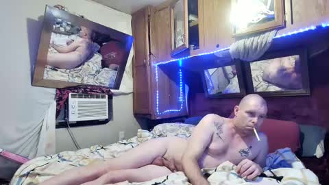 ElegantDeviance69 online show from February 16, 2025, 1:58 am