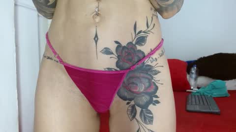 Snapshot of elektratattoo chatting on December 16, 2024, 4:13 am elektra online show from December 16, 2024, 4:13 am
