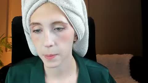 Elen  online show from July 2, 2026, 5:24 am