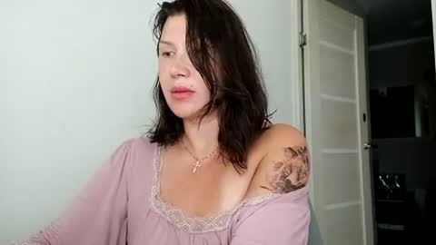 Snapshot of elena_555 chatting on July 2, 2026, 5:13 am ELENA 555 online show from July 2, 2026, 5:13 am