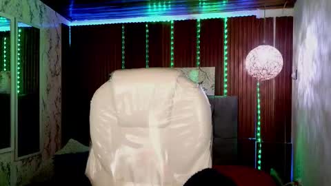 Elena online show from February 4, 2026, 12:44 pm