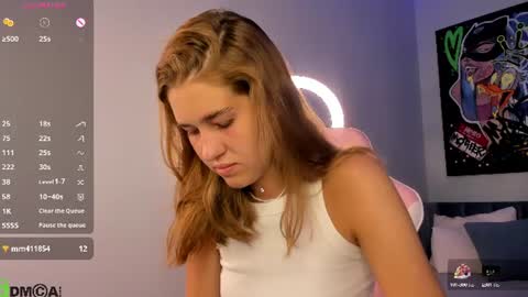 Snapshot of elena_grace chatting on June 10, 2026, 10:08 pm Jenny online show from June 10, 2026, 10:08 pm