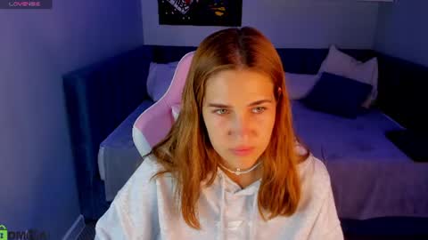 Snapshot of elena_grace chatting on June 28, 2026, 10:27 pm Jenny online show from June 28, 2026, 10:27 pm