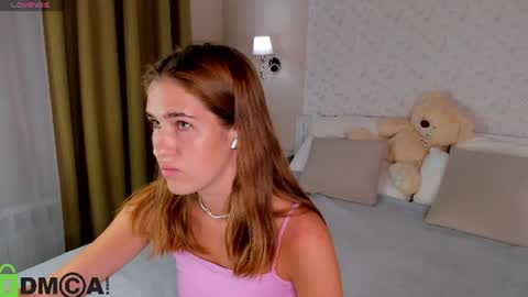 Snapshot of elena_grace chatting on July 11, 2026, 9:49 pm Jenny online show from July 11, 2026, 9:49 pm