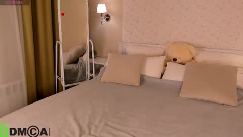 Snapshot of elena_grace chatting on July 16, 2026, 9:54 pm Jenny online show from July 16, 2026, 9:54 pm