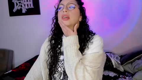 Elena  online show from February 24, 2025, 4:16 am