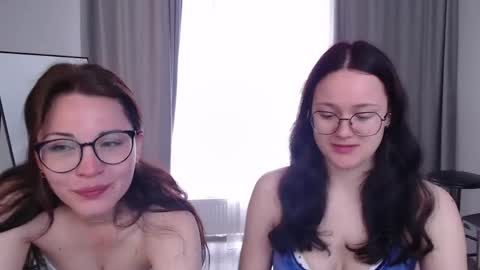 Snapshot of elena_vysotskaya chatting on May 13, 2026, 7:06 am Elena online show from May 13, 2026, 7:06 am