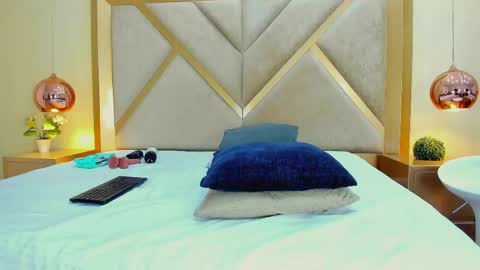 Snapshot of elena_watsonn chatting on May 16, 2026, 7:56 pm Elena Watsonn online show from May 16, 2026, 7:56 pm