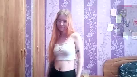 Mia online show from February 24, 2026, 4:32 am