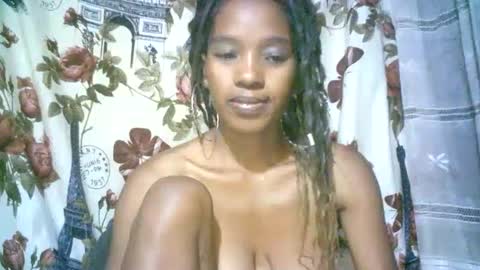 Snapshot of elenah0123 chatting on December 6, 2024, 9:54 am elenah013 online show from December 6, 2024, 9:54 am