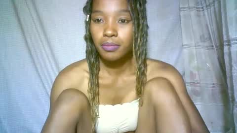 Snapshot of elenah0123 chatting on February 6, 2025, 7:24 am elenah013 online show from February 6, 2025, 7:24 am