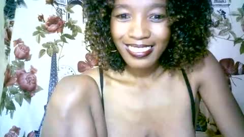 elenah013 online show from November 8, 2025, 6:24 am