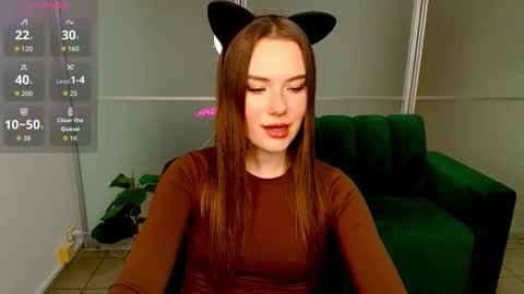 elenaoconar online show from October 23, 2025, 7:34 pm