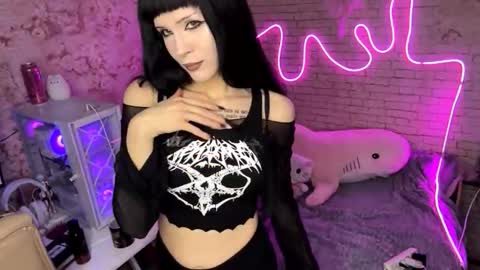 Kim online show from March 13, 2026, 11:06 am