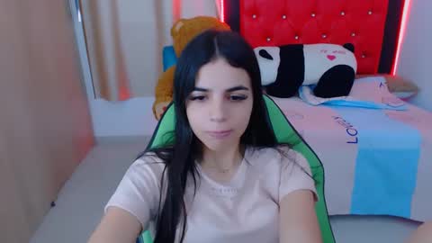 agnes online show from January 25, 2025, 5:51 pm