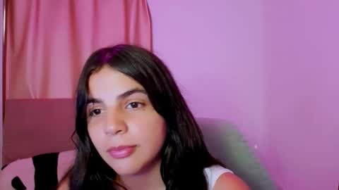 Snapshot of elenna_hotx chatting on May 8, 2026, 6:57 pm agnes online show from May 8, 2026, 6:57 pm