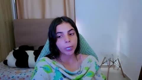 Snapshot of elenna_hotx chatting on May 15, 2026, 6:48 pm agnes online show from May 15, 2026, 6:48 pm