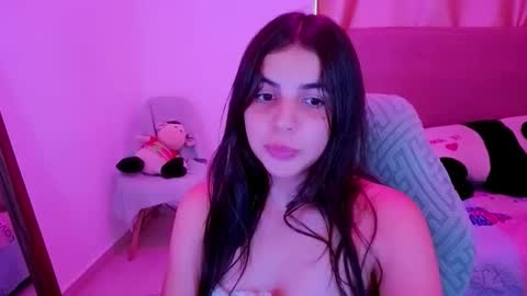 Snapshot of elenna_hotx chatting on May 29, 2026, 9:24 pm agnes online show from May 29, 2026, 9:24 pm