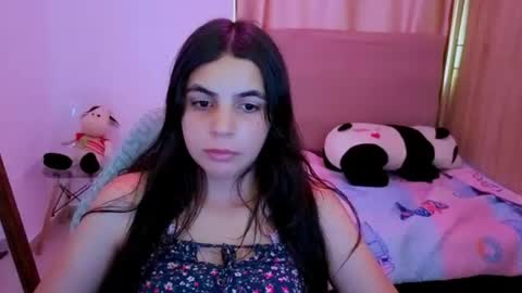 Snapshot of elenna_hotx chatting on June 11, 2026, 6:50 pm agnes online show from June 11, 2026, 6:50 pm