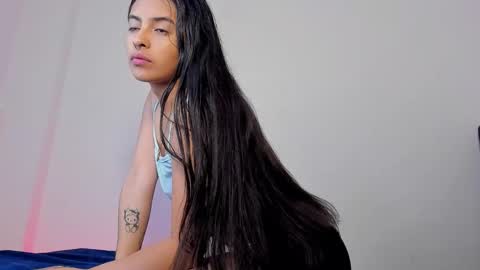 Elena  online show from February 27, 2026, 1:11 pm