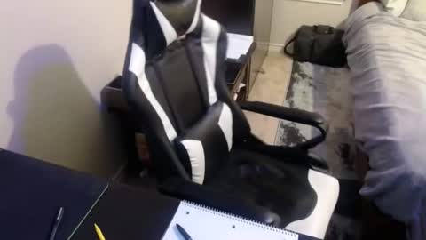 Walker online show from September 22, 2025, 4:14 am