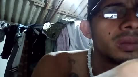 Snapshot of elfavo95 chatting on July 4, 2026, 1:23 am elfavo95 online show from July 4, 2026, 1:23 am