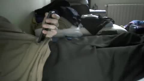 Snapshot of elfideo75 chatting on March 16, 2026, 9:35 am elfideo75 online show from March 16, 2026, 9:35 am