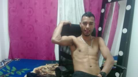 elherrero2024 online show from December 18, 2024, 12:21 am