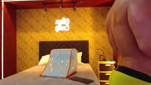 Elian online show from December 3, 2025, 1:02 am