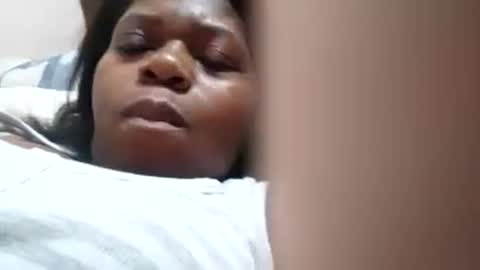 Snapshot of elianis598477 chatting on January 19, 2025, 5:48 am elianis598477 online show from January 19, 2025, 5:48 am