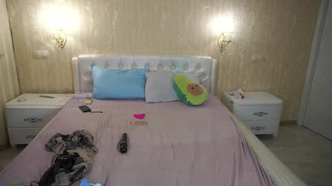 Luna online show from March 2, 2026, 5:08 am