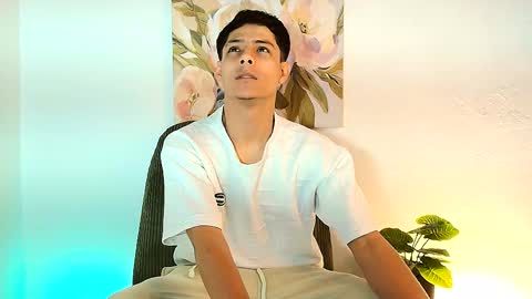 Snapshot of elias_salvatore_ chatting on May 22, 2026, 2:12 pm elias_salvatore_ online show from May 22, 2026, 2:12 pm