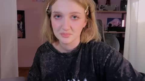 Ellie online show from February 15, 2026, 7:51 am