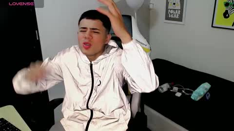 Snapshot of elii_797 chatting on September 20, 2025, 12:50 pm bby-santy online show from September 20, 2025, 12:50 pm