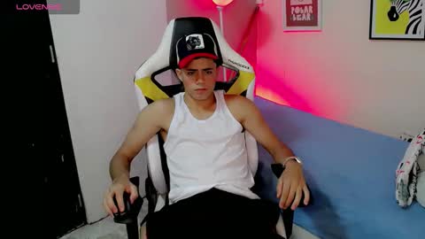 bby-santy online show from October 31, 2025, 8:21 pm