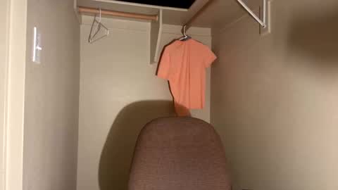 elijahkinky24 online show from May 12, 2026, 11:13 pm