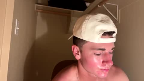 elijahkinky24 online show from May 28, 2026, 4:21 am